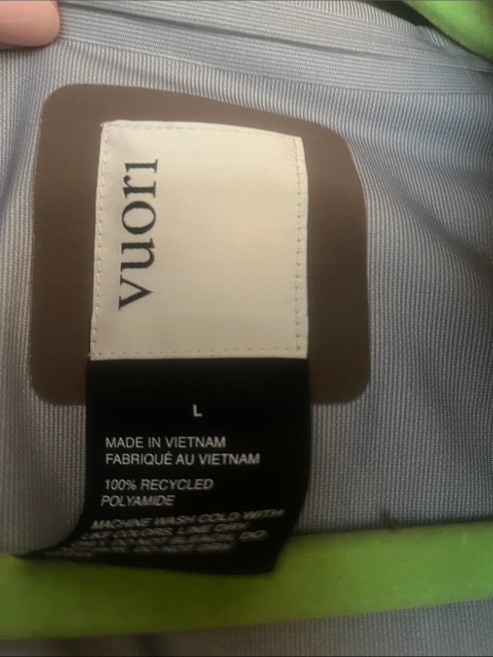 Vuori Hooded Raincoat - Picture 3 of 4